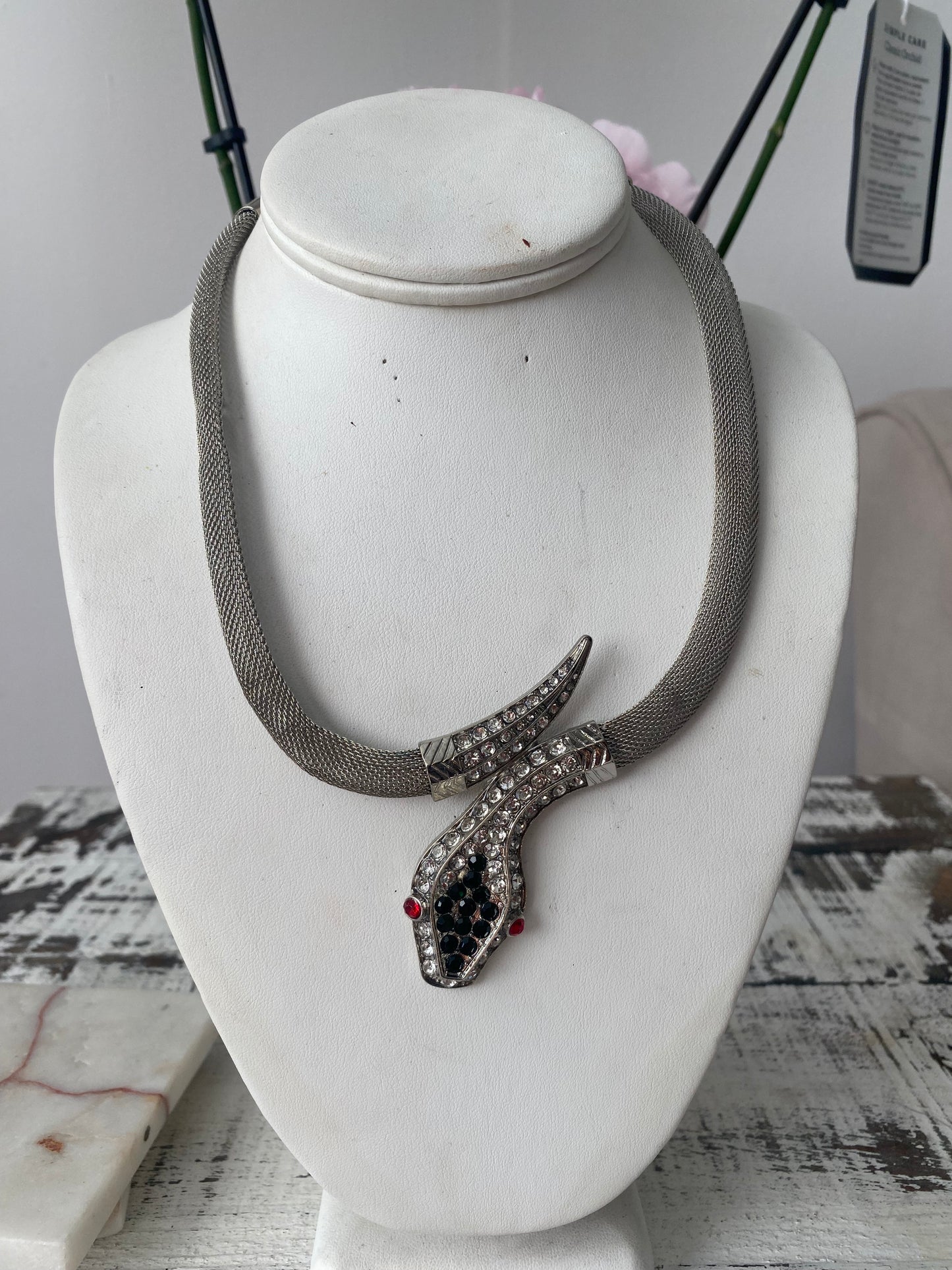 SNAKE  NECKLACE