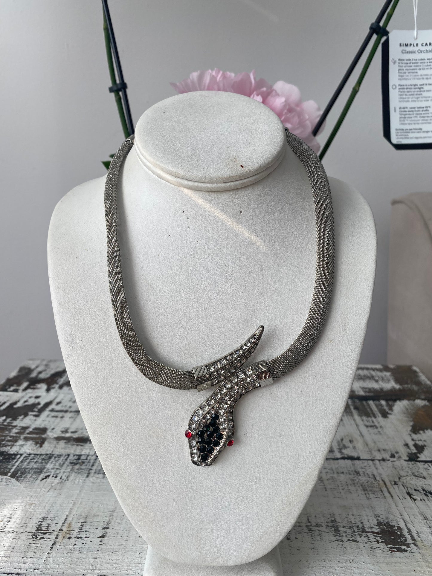 SNAKE  NECKLACE