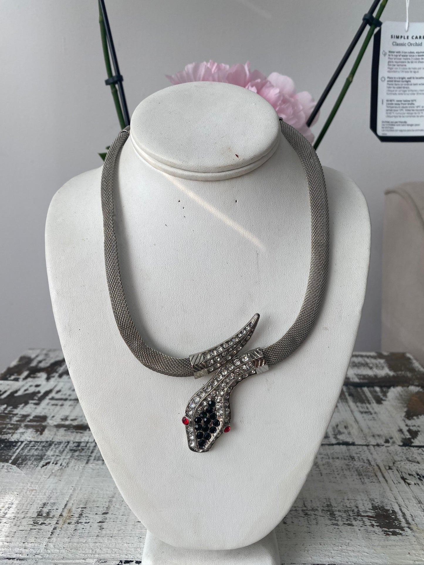 SNAKE  NECKLACE