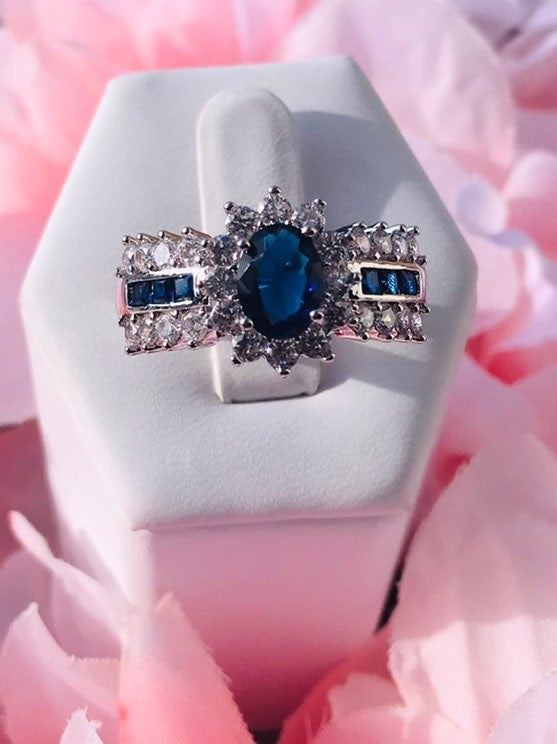 ELIFA BRIDAL BLUE SAPPHIRE RING